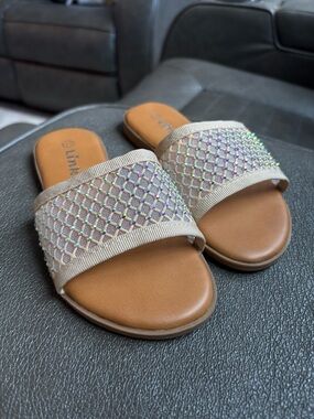 Toddler Girl Iridescent/Tan Sandals Size 11